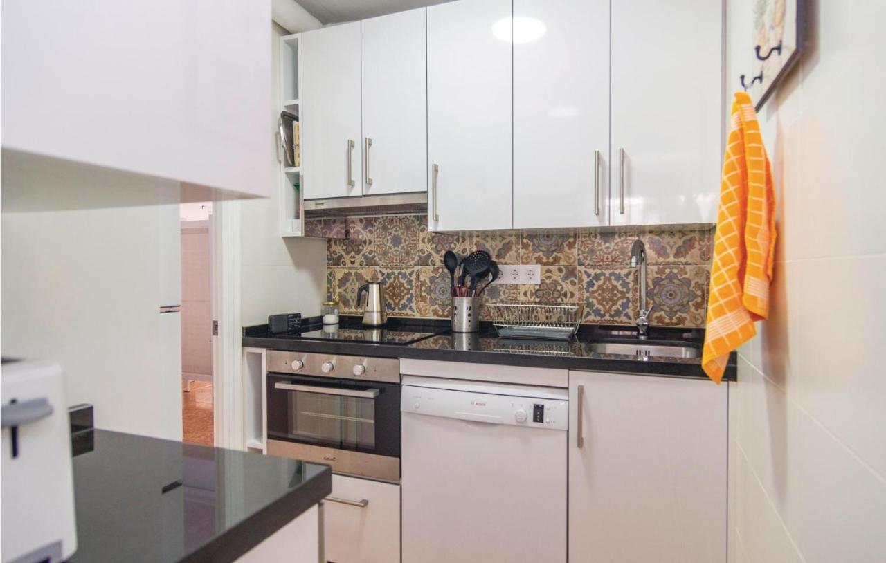 Stunning Apartment In Cordoba With Kitchen Exterior foto